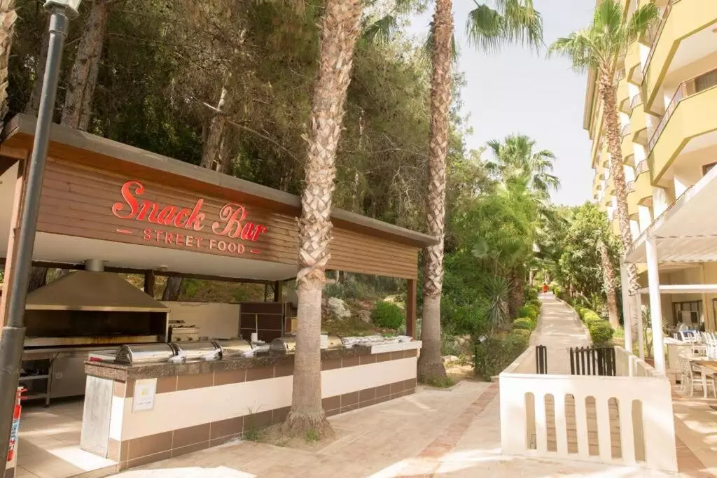 فان اند سان اسمارت میاروسا اینچکام بیچ آنتالیا